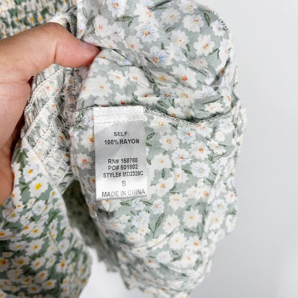 Mable Small S Sage Green Nikki Front Tie Smocked Mini Dress Ditsy Floral Print - Picture 10 of 14